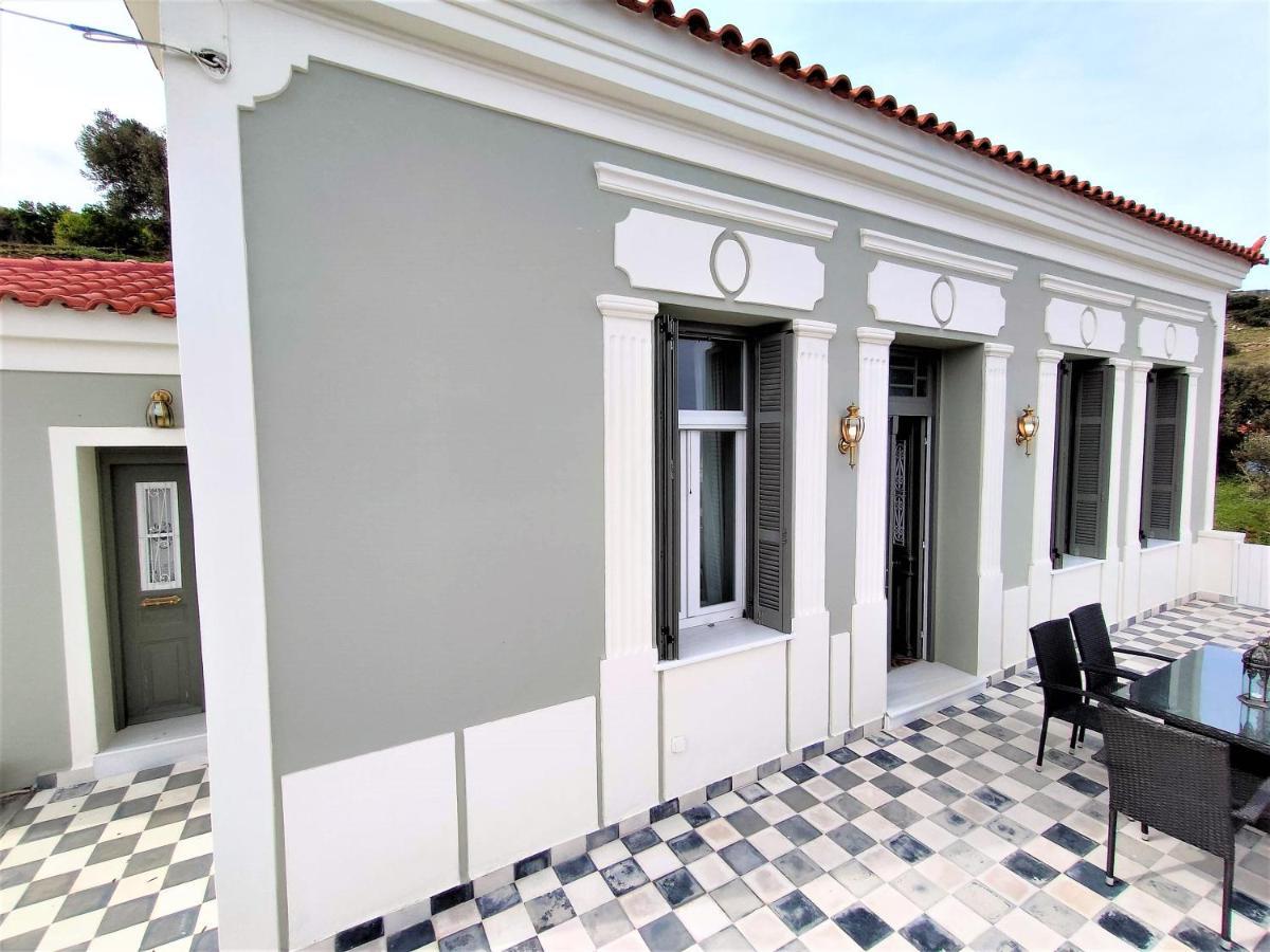 Spiti Sea View Neoclassical House In Stenies Luaran gambar
