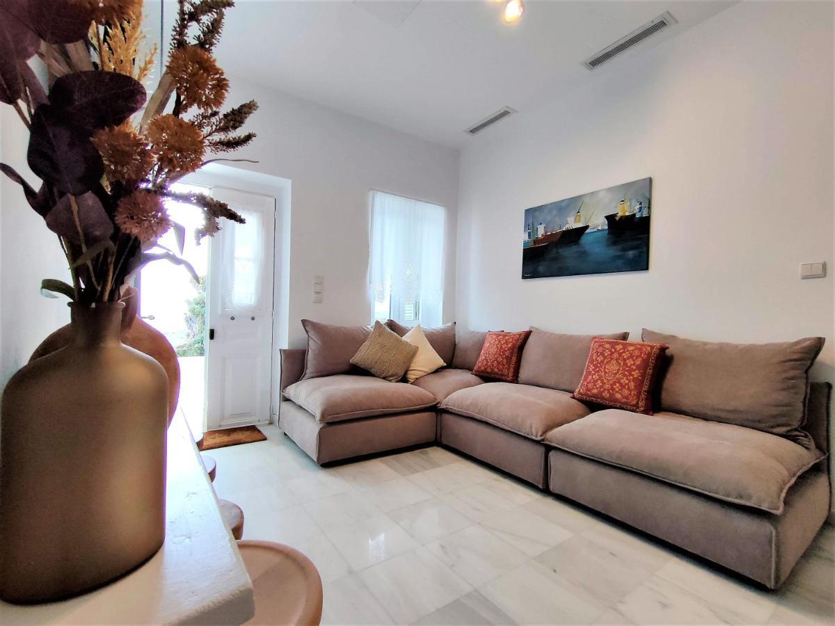 Spiti Sea View Neoclassical House In Stenies Luaran gambar